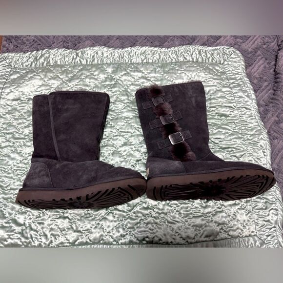 UGG KELA TALL BOOTS SIZE 11